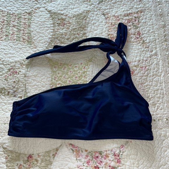 Off The Shoulder Swim Top - Picture 1 of 4